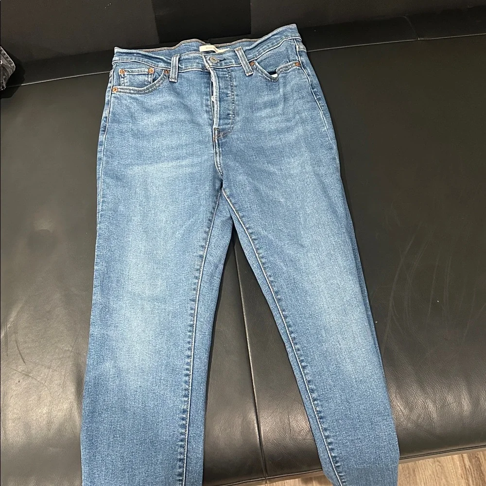Levi's straight wedgie style - Picture 2 of 4